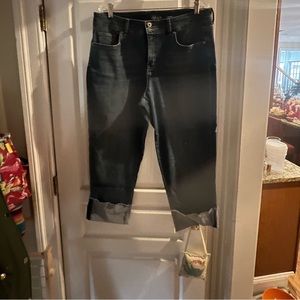 Style & Co. cropped jeans from Macy’s. Size 14